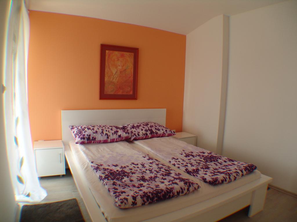 Apartment Brno Pula Exterior photo