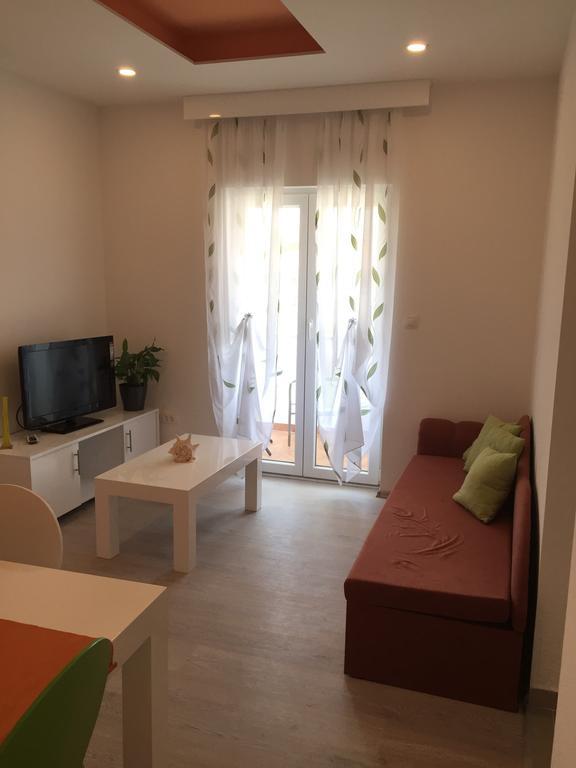 Apartment Brno Pula Exterior photo